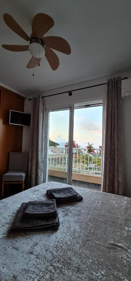 הוילה El Puerto de Mazarrón Sunrise Den, A Pie De Playa, Vista Al Mar Y Piscina מראה חיצוני תמונה